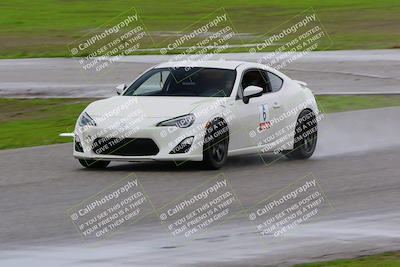 media/Jan-08-2023-OnGrid (Sun) [[46c634b271]]/Green/Front Straight (940am)/
